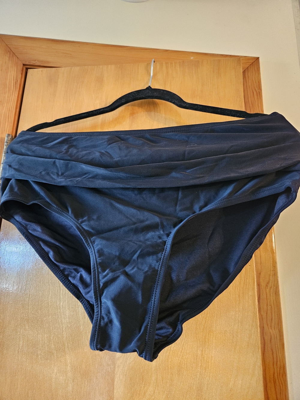 Women's Black Multicolor Halter Bikini Top - Picture 3 of 4